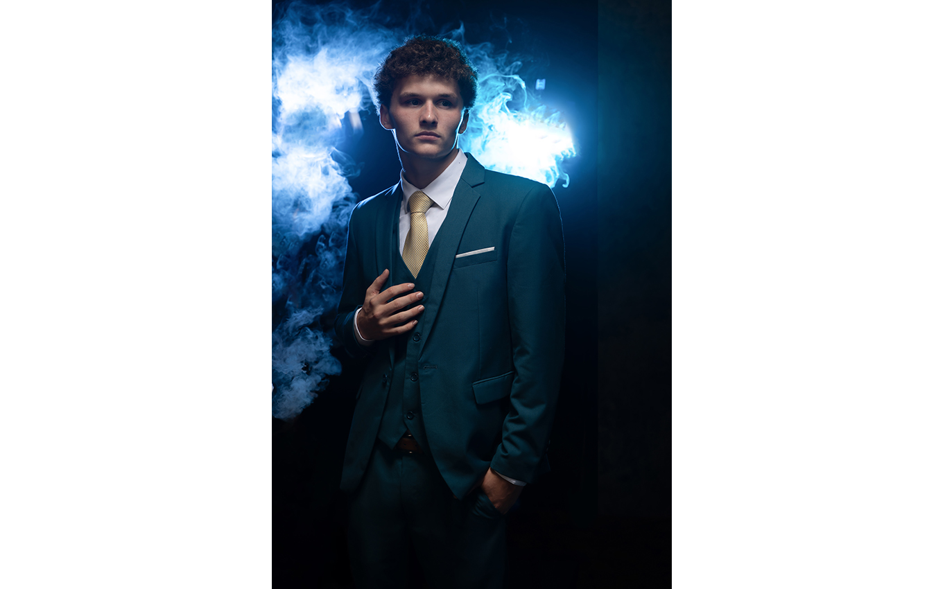 Seniors_0004_CAT00483 (1)